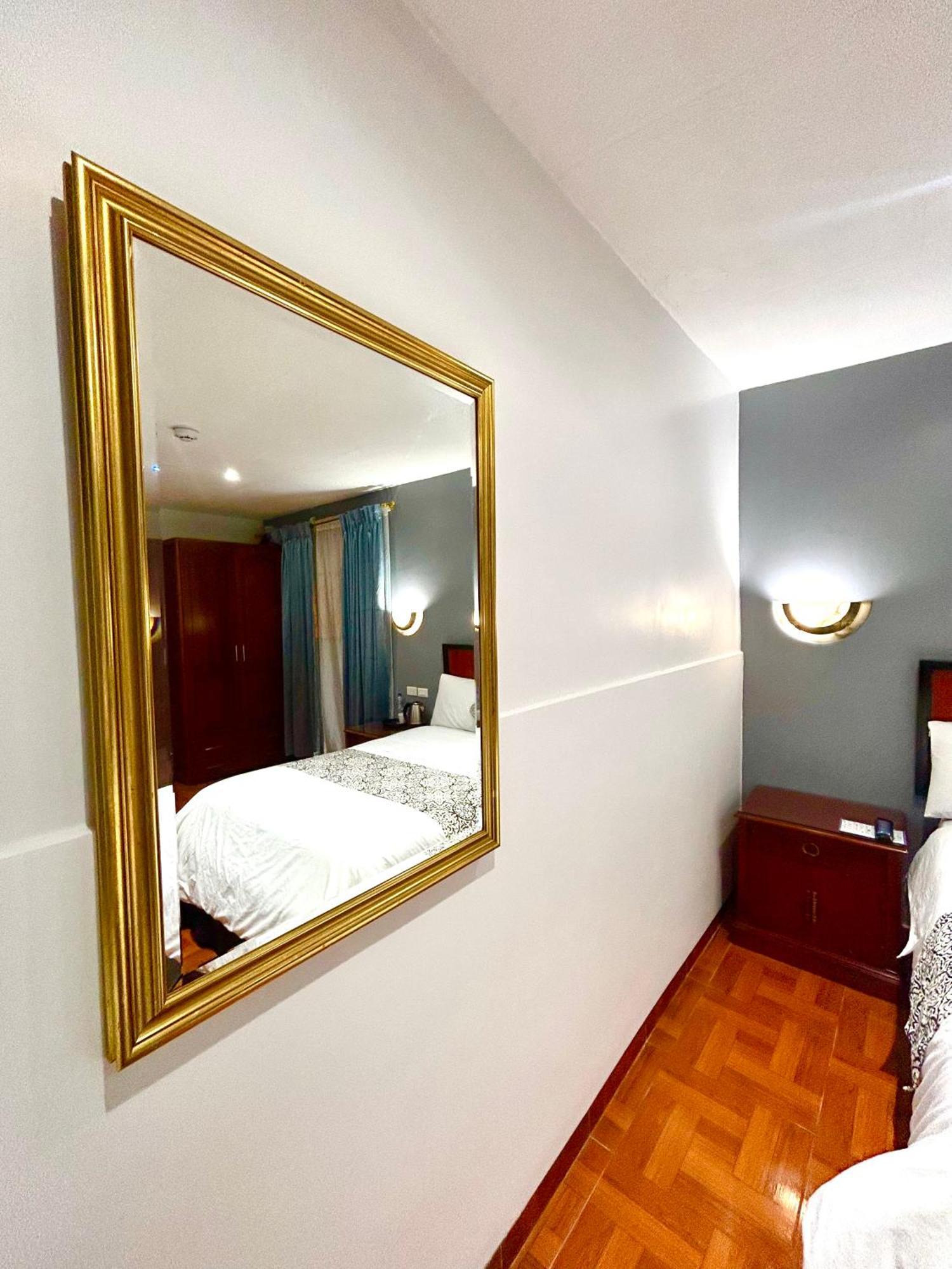 Accel Hotel La Quinta إيبارا المظهر الخارجي الصورة